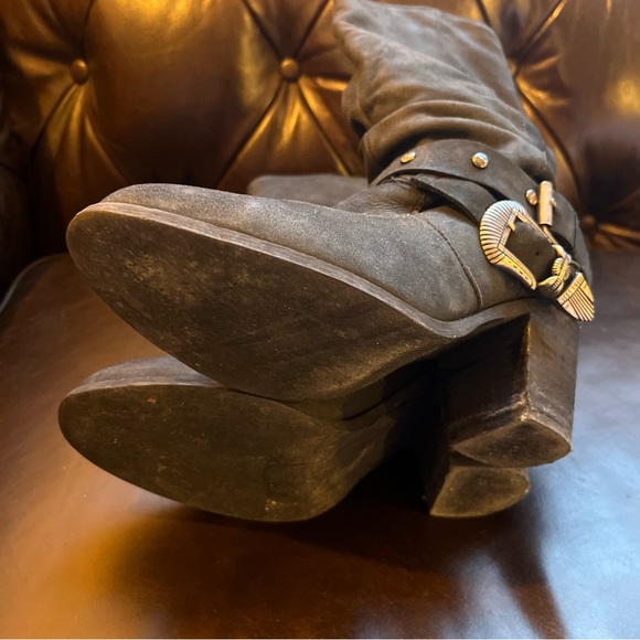 Women’s black cowboy boots size 8.5 - Picture 3 of 8